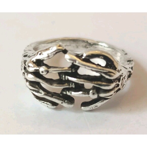 Skeleton Hands Ring Men's 5.5 Inches Alloy - Picture 3 of 5